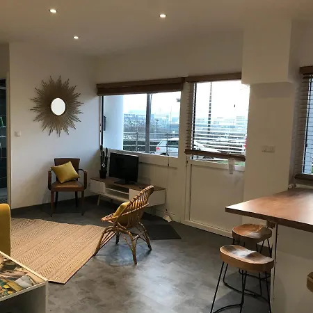 Appartement L’escale Du Port   400m De La Plage, 50m Du Centre *