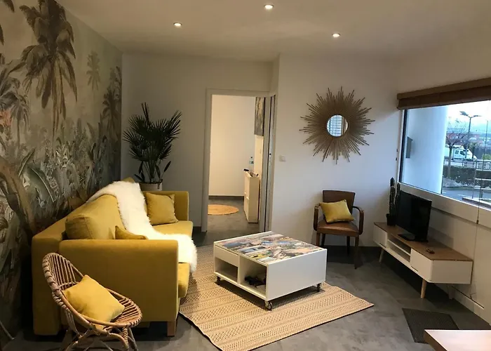 Appartement « L'escale Du Port » 400m De La Plage, 50m Du Centre